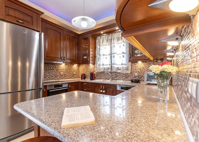 Gavriella House Apartmán *